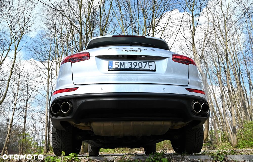 Porsche Cayenne - 11