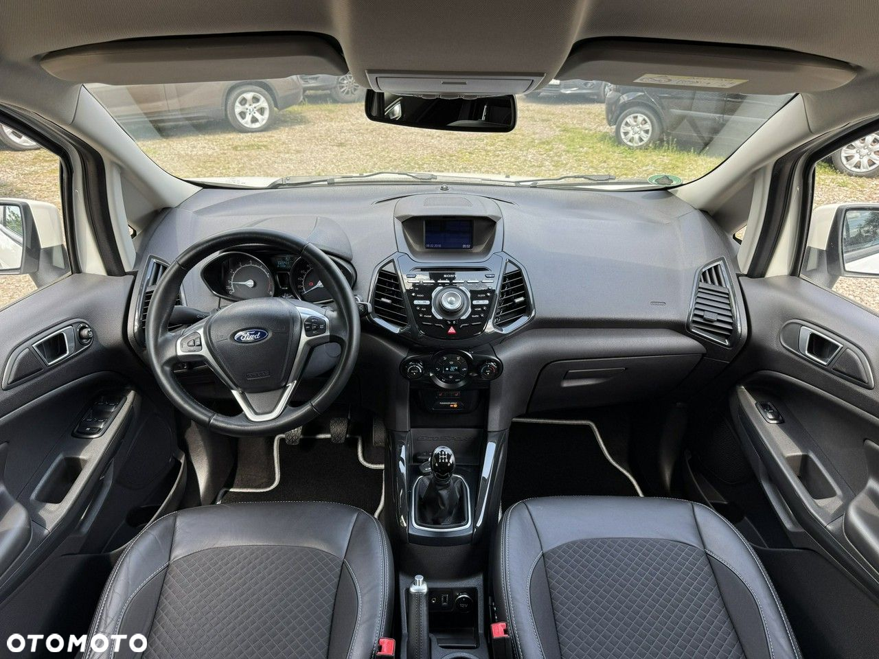 Ford EcoSport - 18