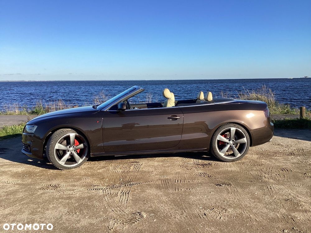 Audi A5 Cabrio - 8