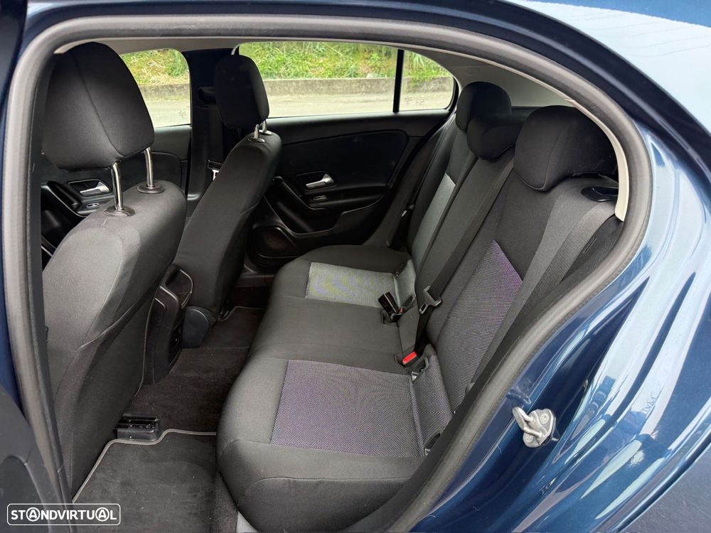 Mercedes-Benz A 180 d Progressive - 17