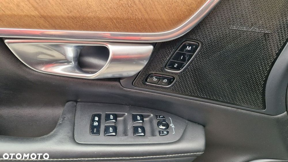 Volvo V90 - 31