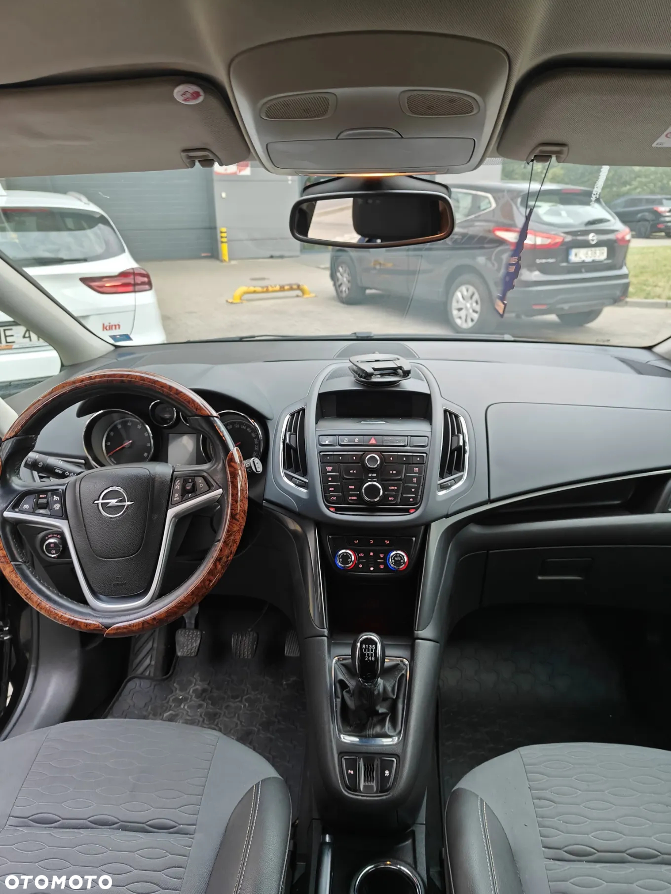 Opel Zafira 2.2 - 7