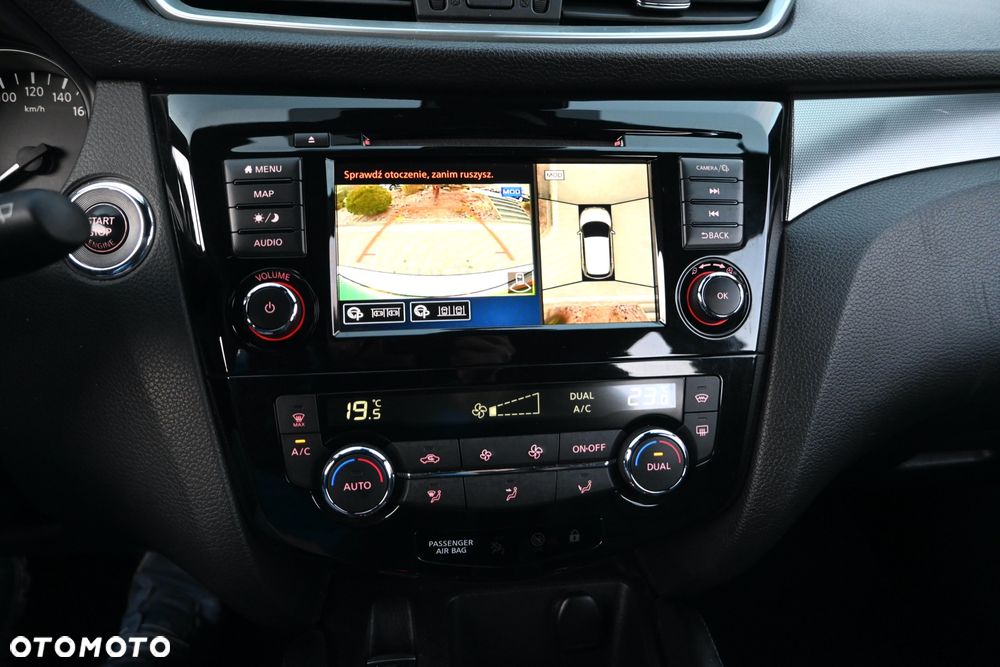 Nissan Qashqai 1.7 dCi 4x4 Tekna+ Xtronic - 14