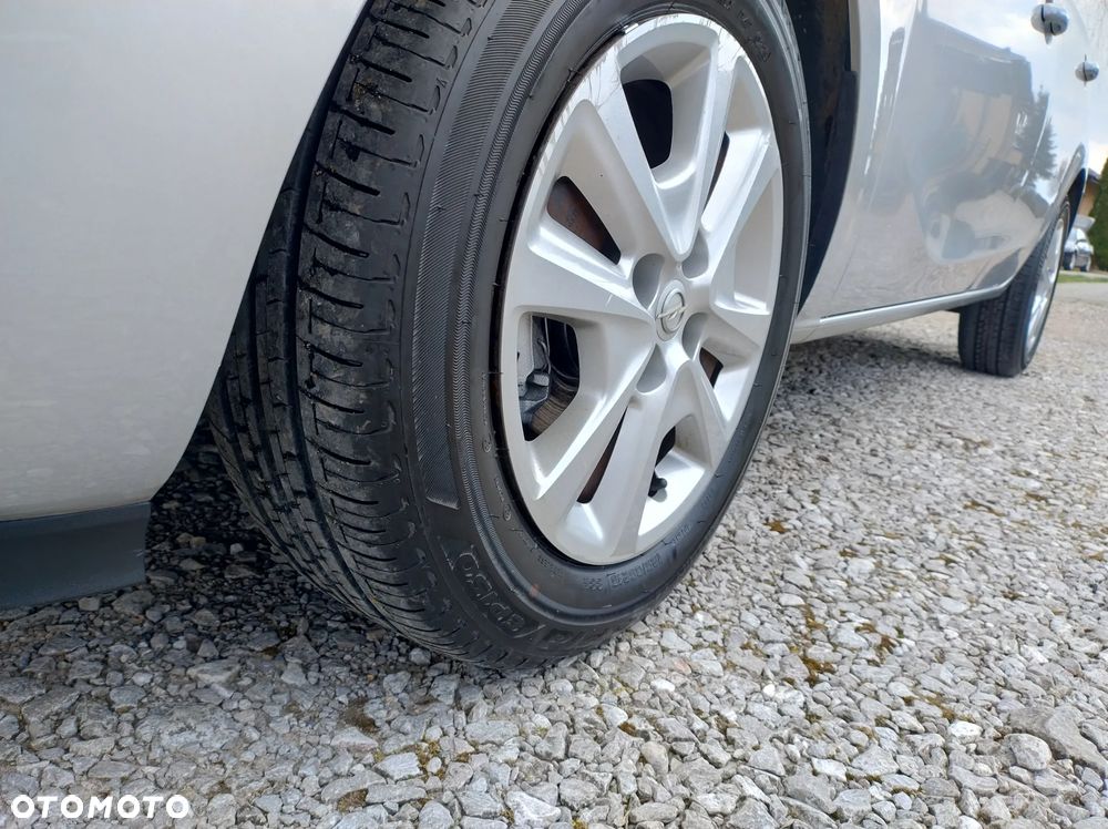 Opel Corsa 1.4 Innovation - 27