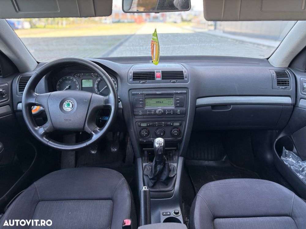 Skoda Octavia - 3