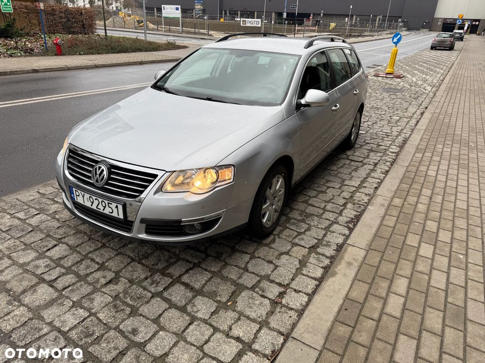Volkswagen Passat 1.4 TSI DSG Comfortline - 2