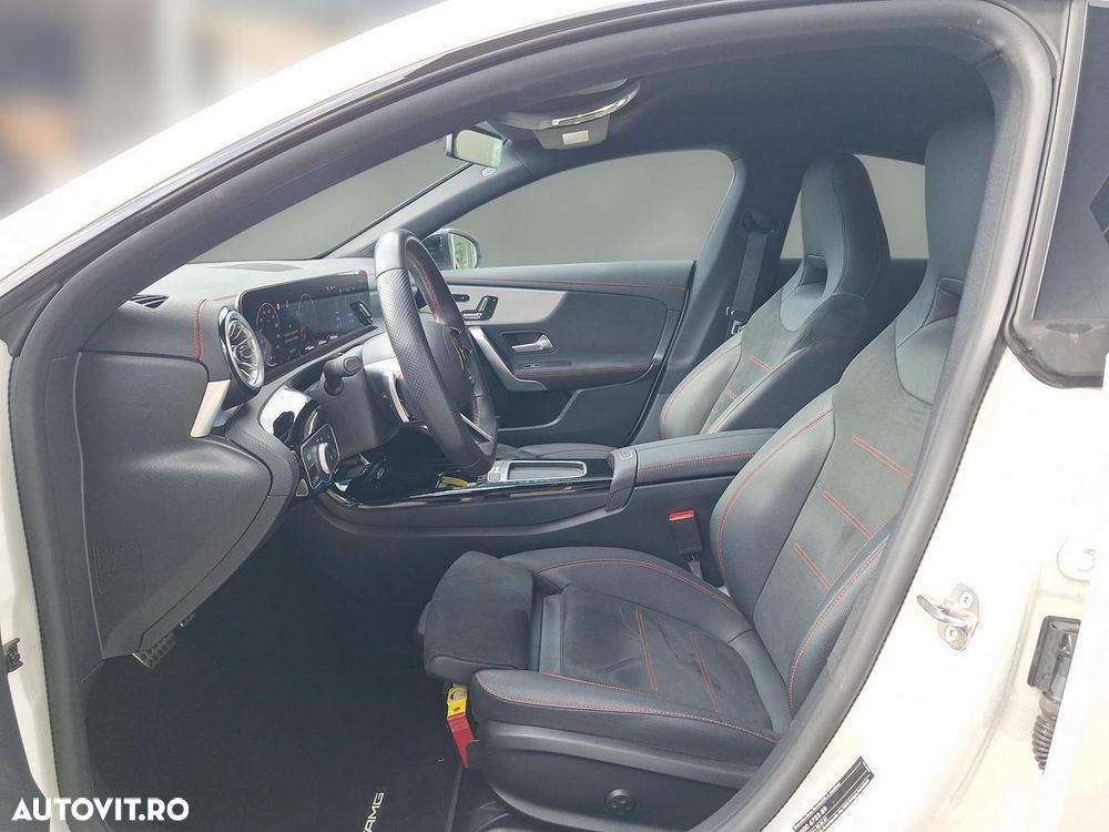 Mercedes-Benz CLA 200 MHEV Coupe - 14