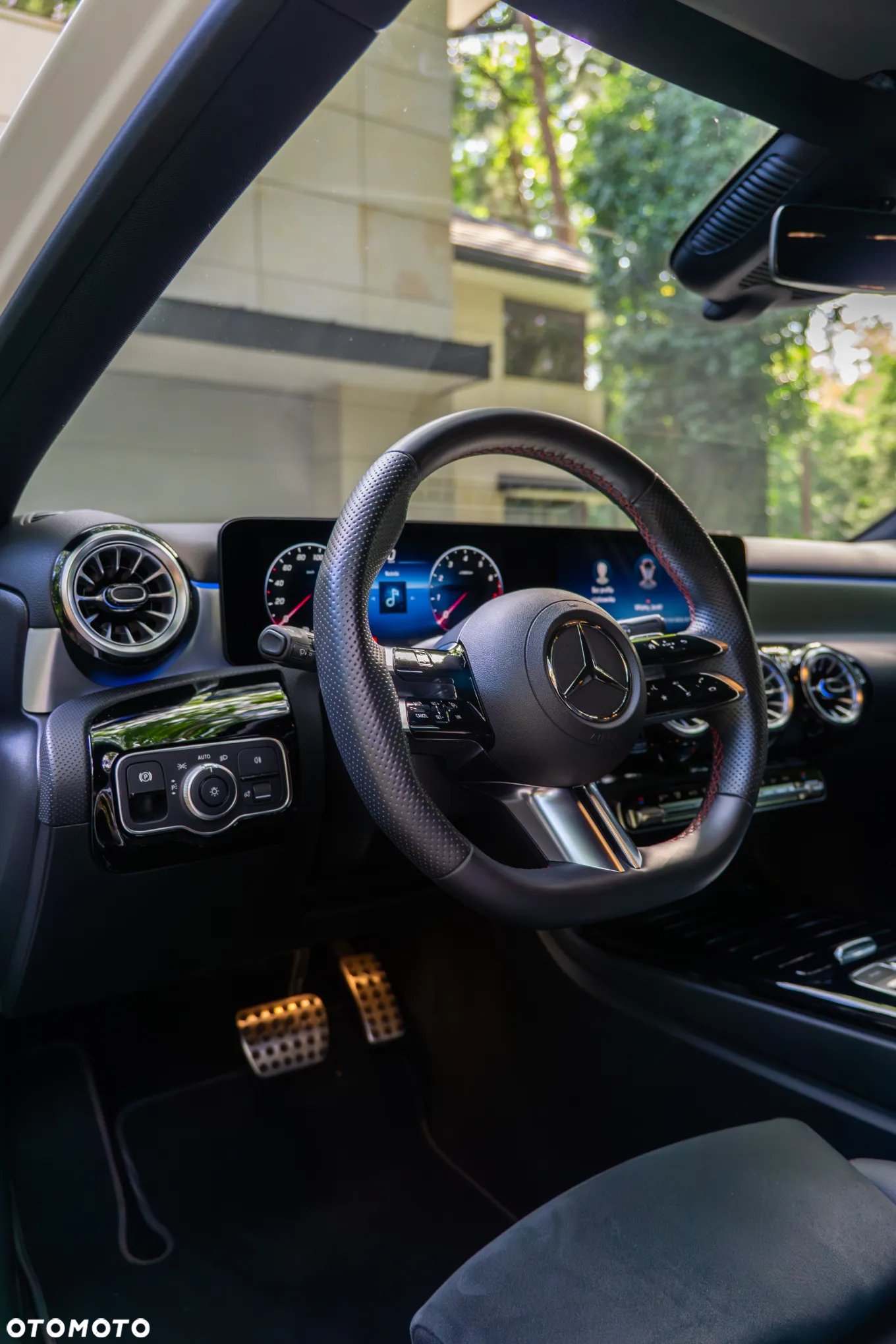 Mercedes-Benz Klasa A 200 AMG Line 7G-DCT - 13