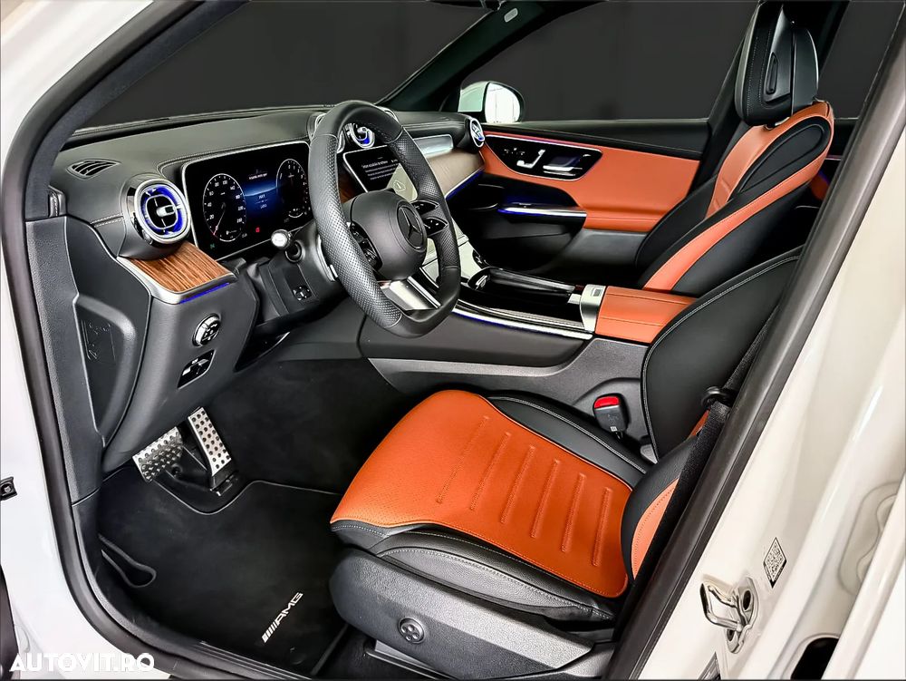 Mercedes-Benz GLC 300 de 4Matic 9G-TRONIC AMG Line Advanced - 12