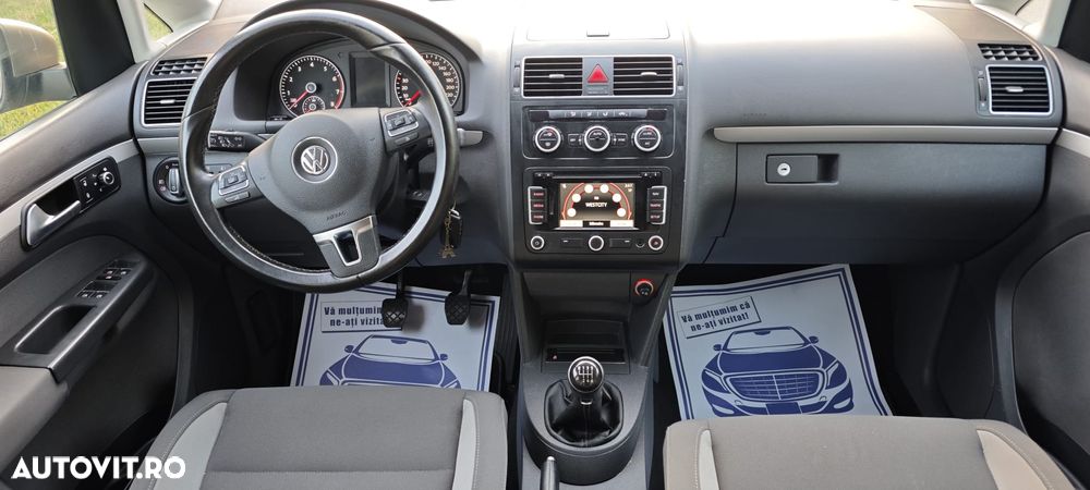 Volkswagen Touran - 7
