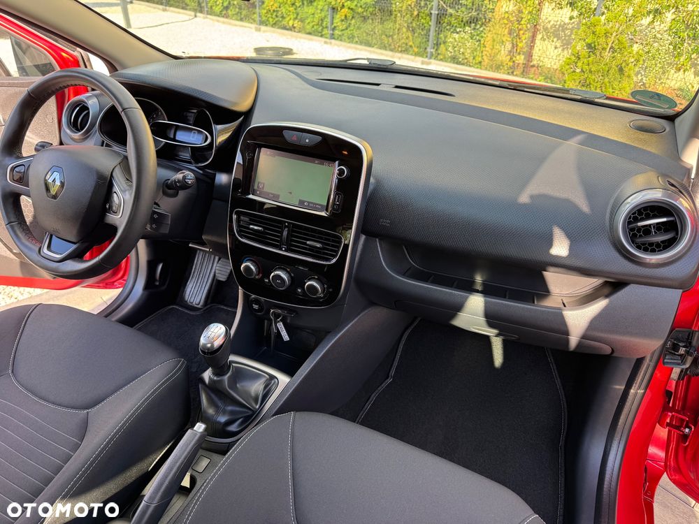 Renault Clio 1.2 16V 75 LIMITED 2018 - 29