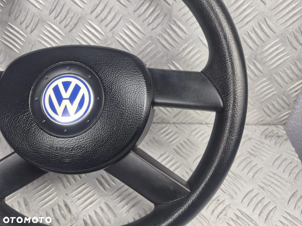 Kierownica Volkswagen Polo IV 9N3 - 2