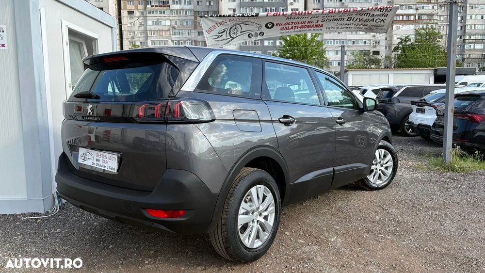 Peugeot 5008 - 36