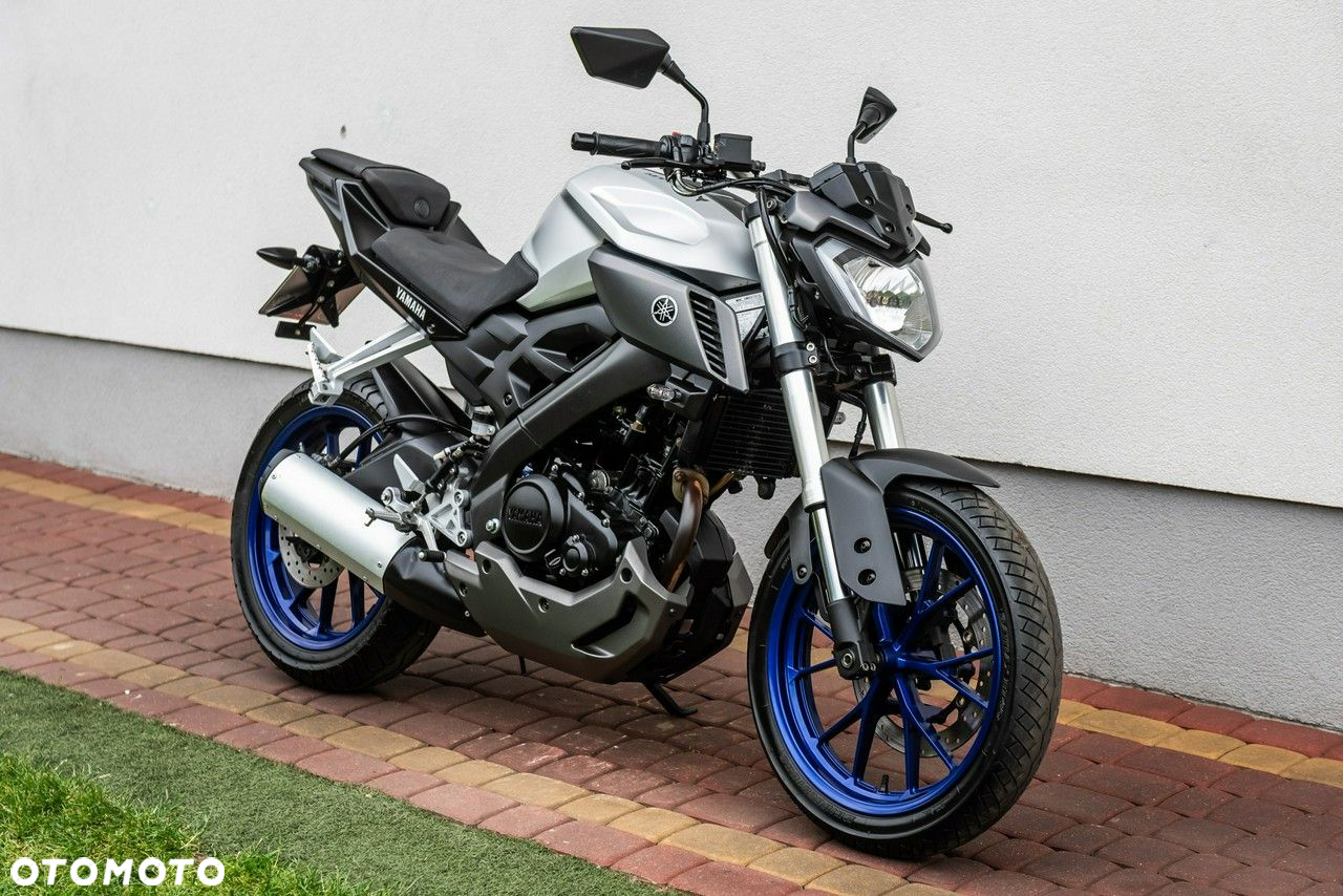 Yamaha MT - 2