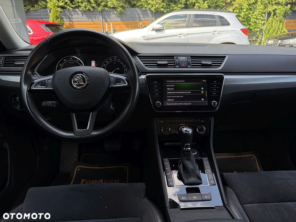 Skoda Superb 1.4 TSI ACT Ambition DSG - 37