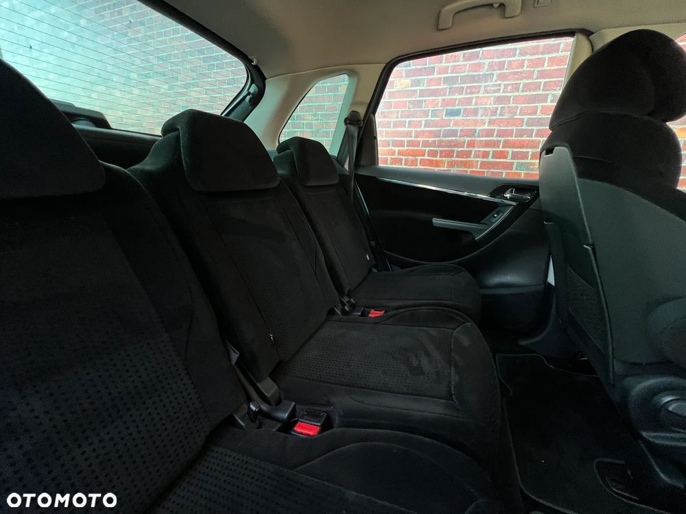 Citroën C4 Picasso - 16