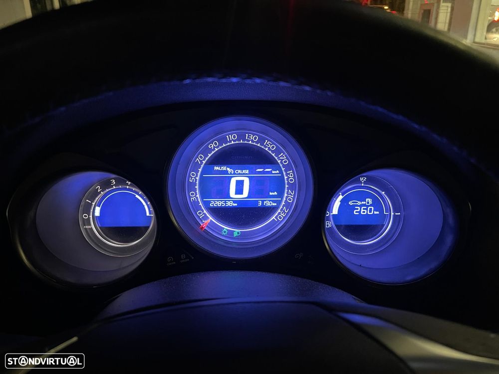 Citroën C4 1.6 HDi Seduction - 8