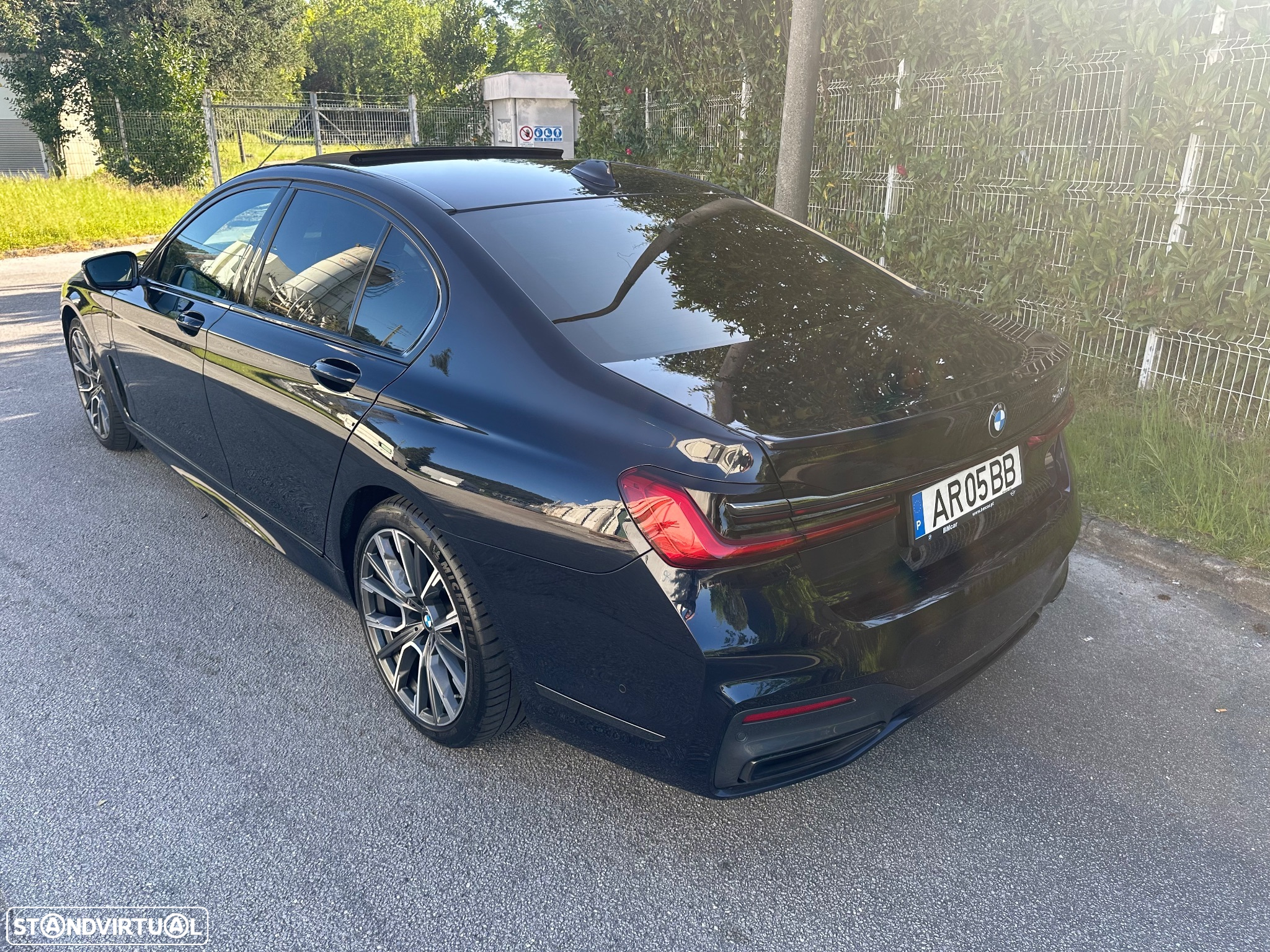 BMW 745 e iPerformance Pack M Auto - 16