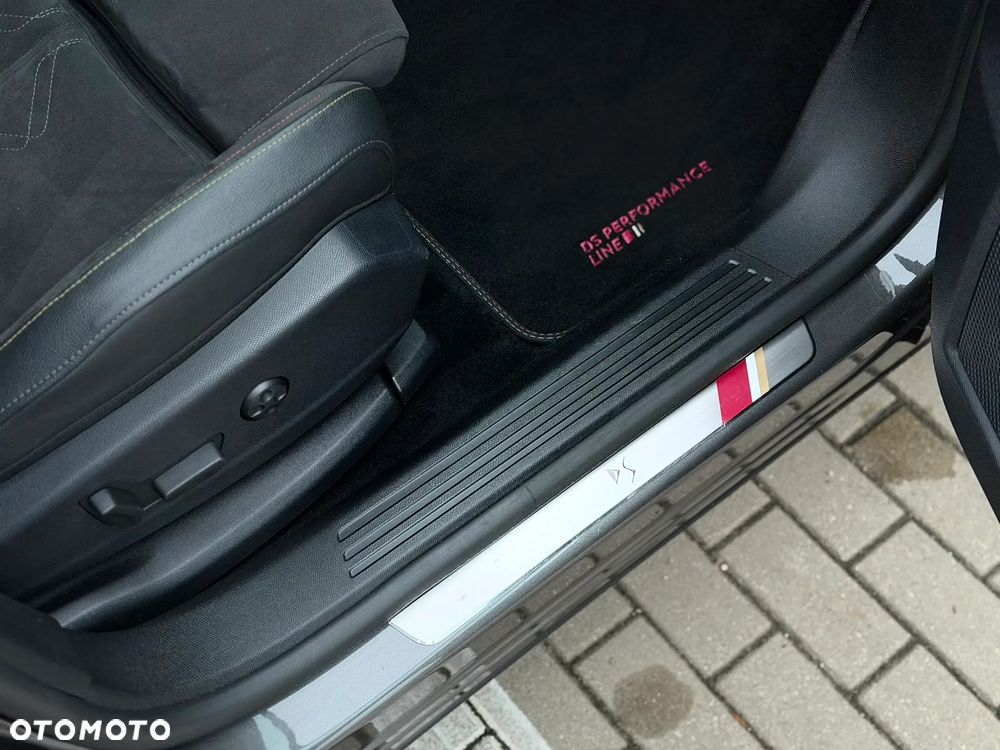 DS Automobiles DS 7 Crossback 1.6 PureTech Performance Line + - 34