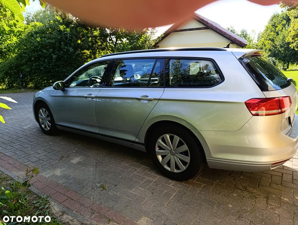 Volkswagen Passat 2.0 TDI BMT Trendline - 5