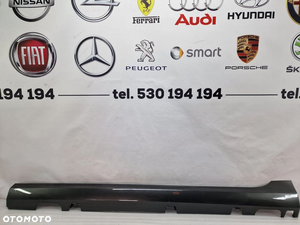 FORD FIESTA MK8 ST-LINE 17- LEWA LISTWA PROGOWA / NAKŁADKA PROGU , KOLOR SZARY METALIK ( GRAFITOWY ) , NR H1BJ-A10155-BW , NR AUKCJI PR452 - 1