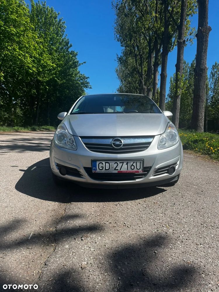 Opel Corsa 1.2 16V Cosmo - 2