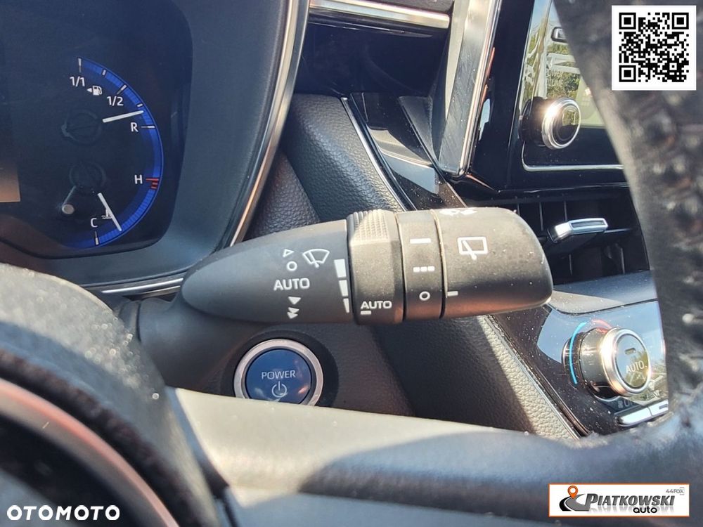 Toyota Corolla 1.8 Hybrid Executive - 32