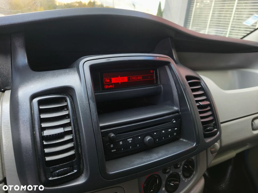 Renault Trafic - 13