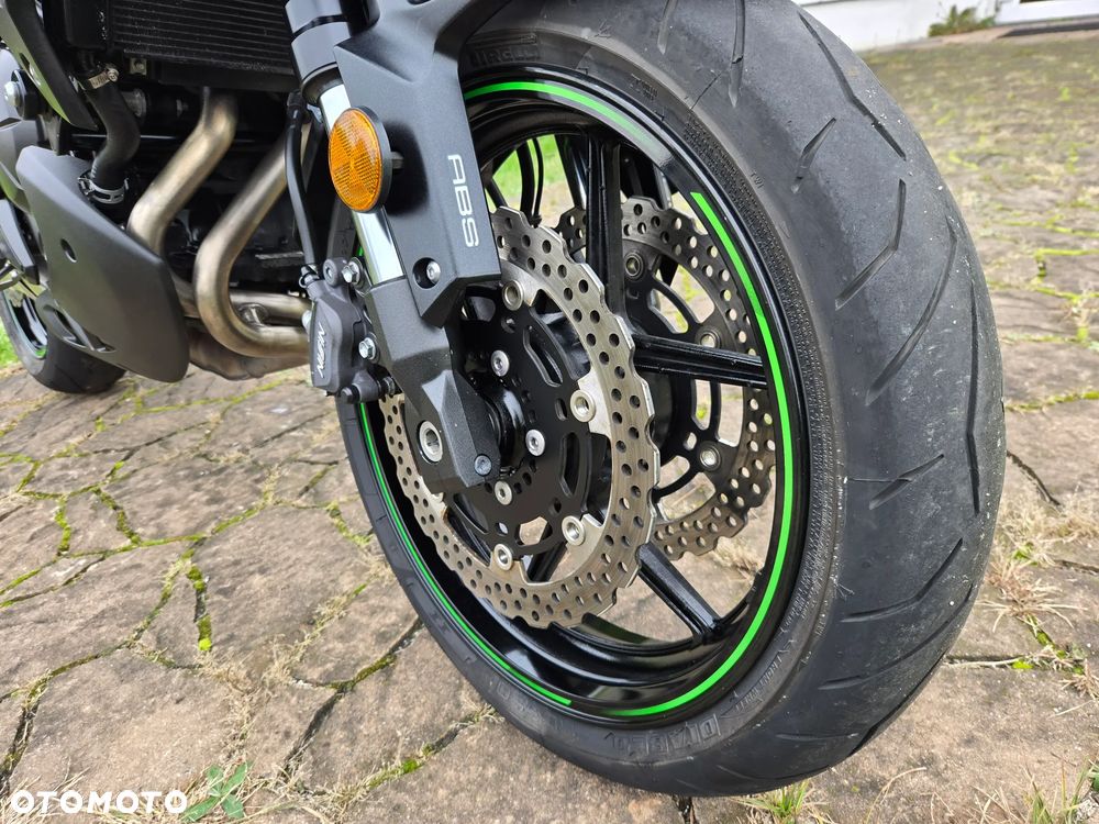 Kawasaki Versys 650 - 25
