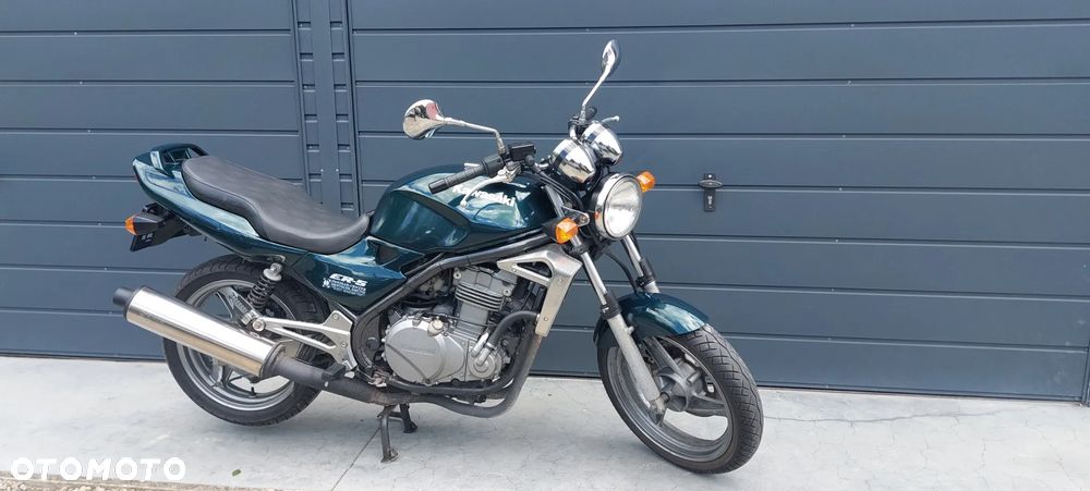 Kawasaki ER - 40