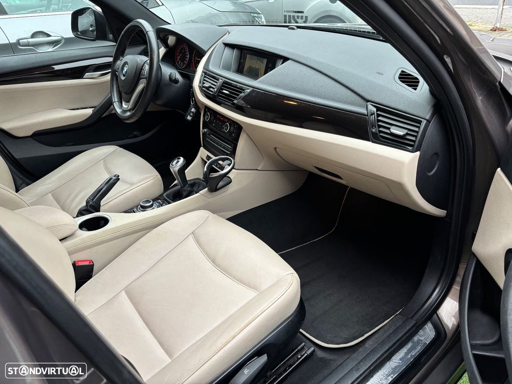 BMW X1 xDrive20d - 4