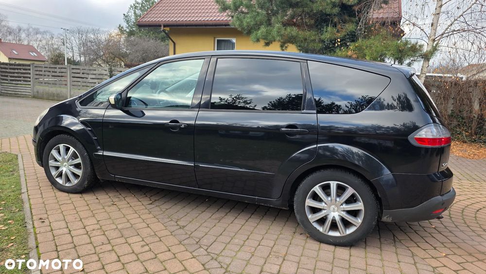 Ford S-Max - 25