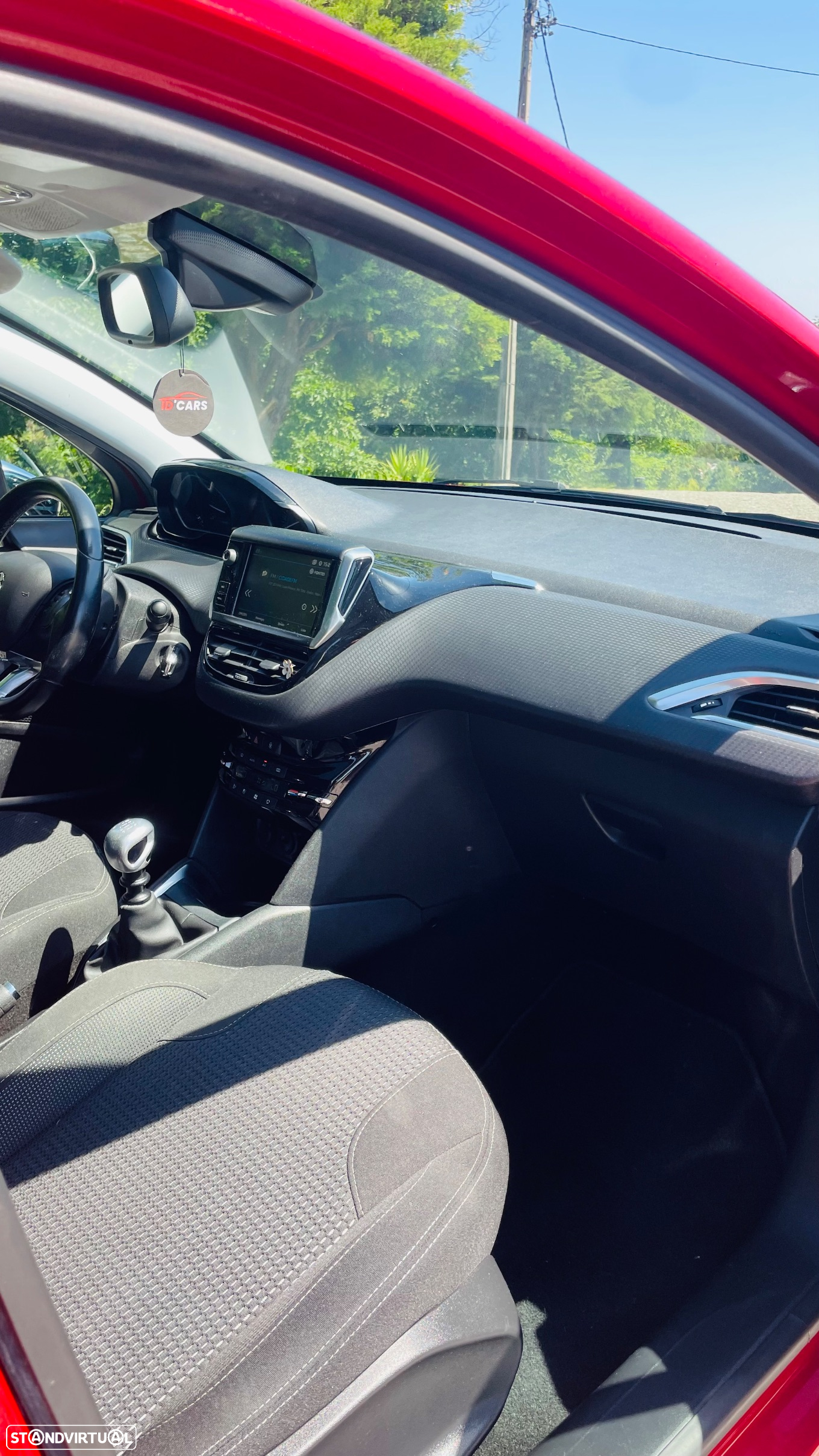 Peugeot 208 1.5 BlueHDi Allure - 17