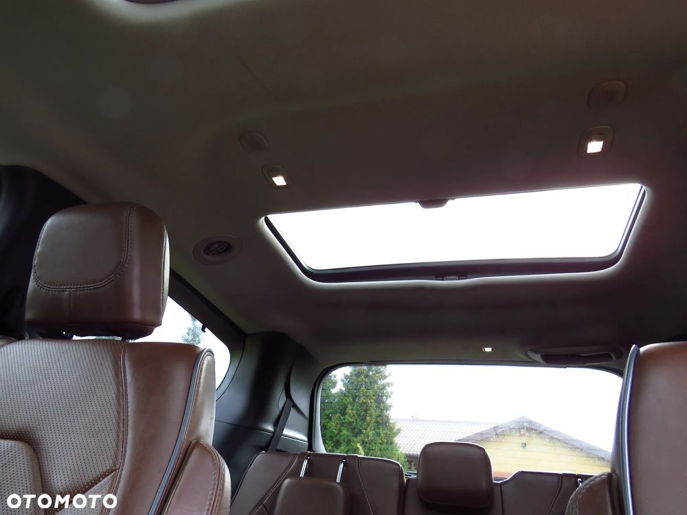 Chrysler Pacifica - 20