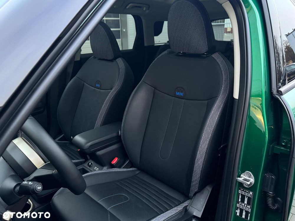 MINI Countryman Cooper Classic Trim - 14