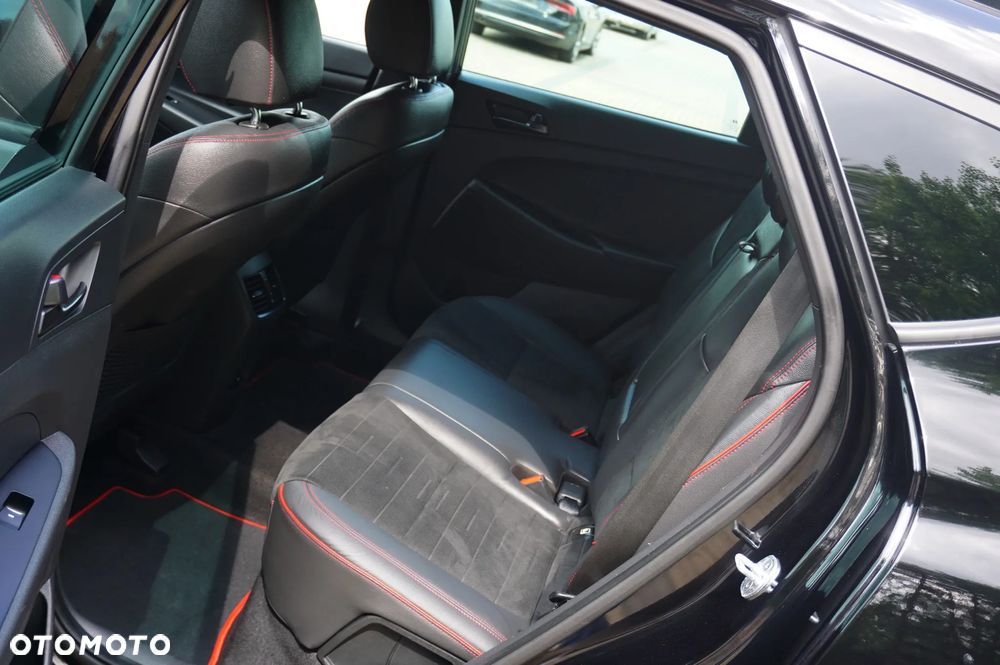 Hyundai Tucson 1.6 GDi 2WD DCT N Line - 24