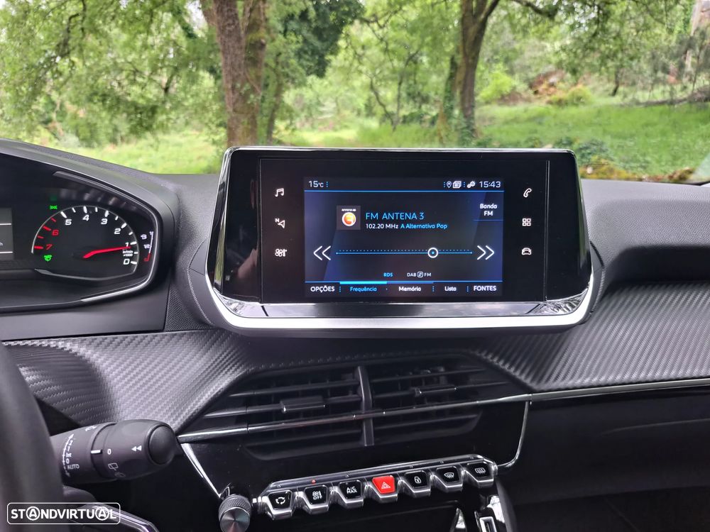 Peugeot 2008 1.5 BlueHDi Allure - 24