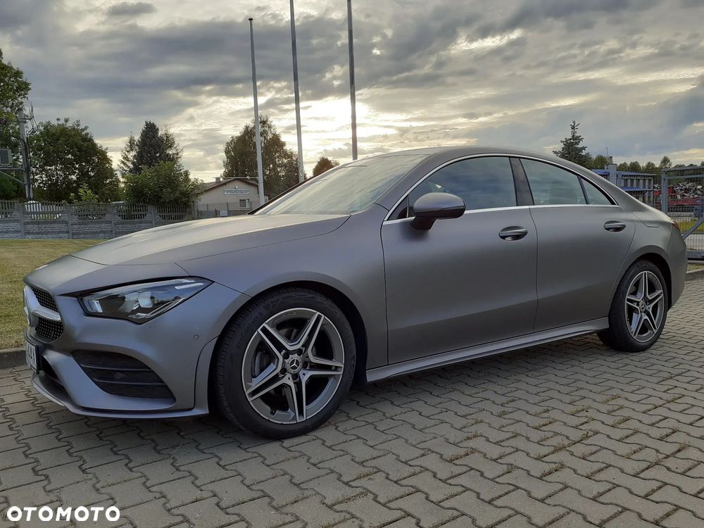 Mercedes-Benz CLA 180 AMG Line - 3