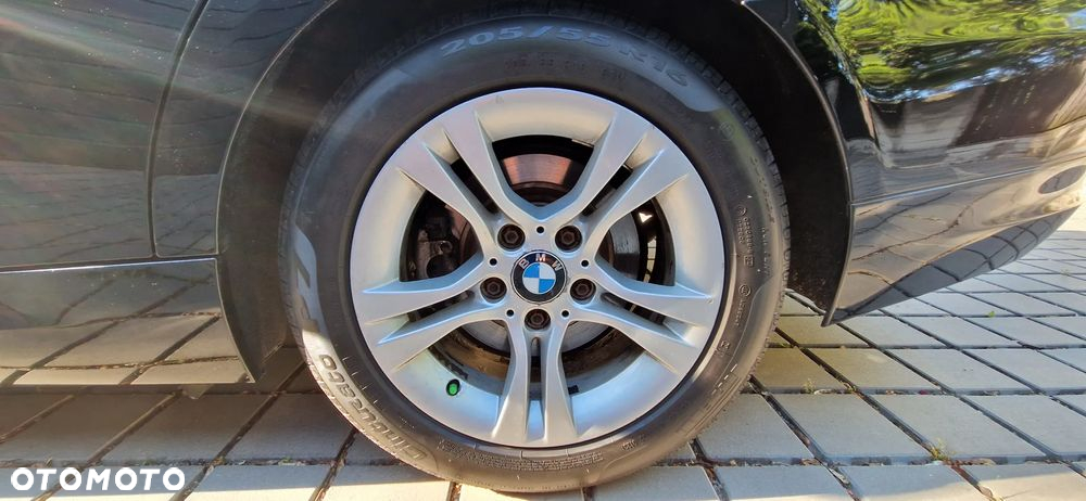 BMW Seria 3 320d - 8