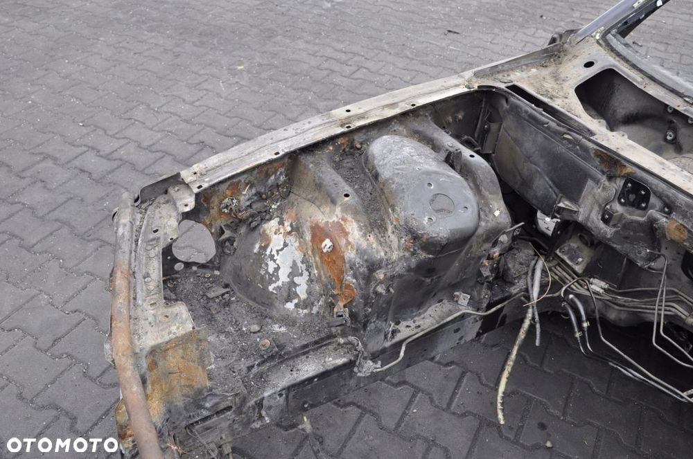 BENTLEY ARNAGE  ĆWIARTKA PODŁUŻNICA PRAWA PRZÓD - 2