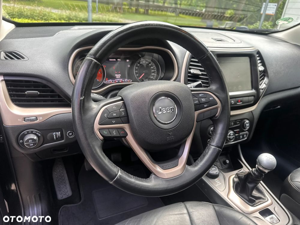 Jeep Cherokee 2.0 Multijet Sport - 21