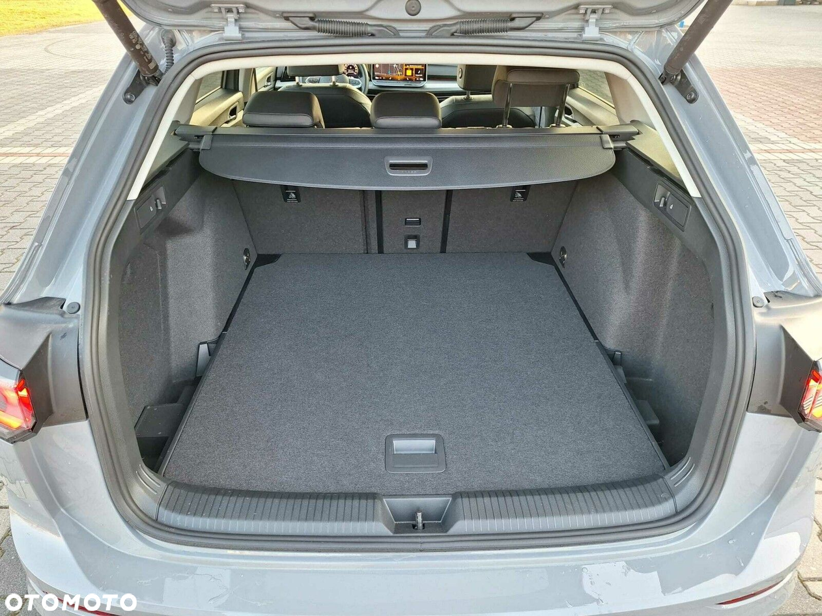 Volkswagen Golf - 24