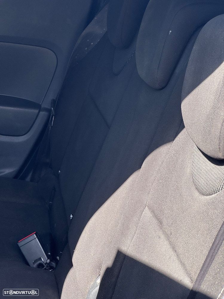 Renault Clio Energy dCi 90 Start & Stop Experience - 14