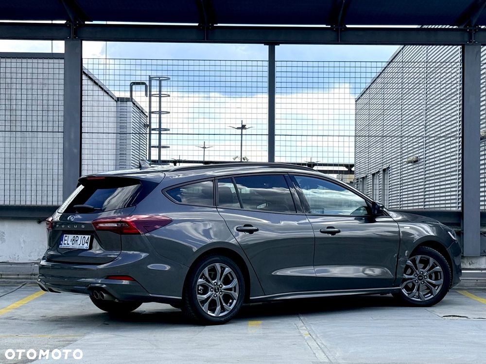 Ford Focus 1.0 EcoBoost mHEV ST-Line X - 11