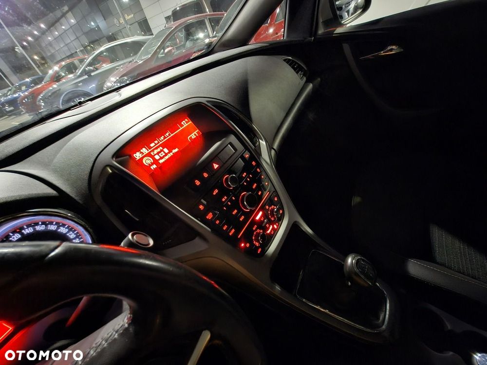 Opel Astra - 22