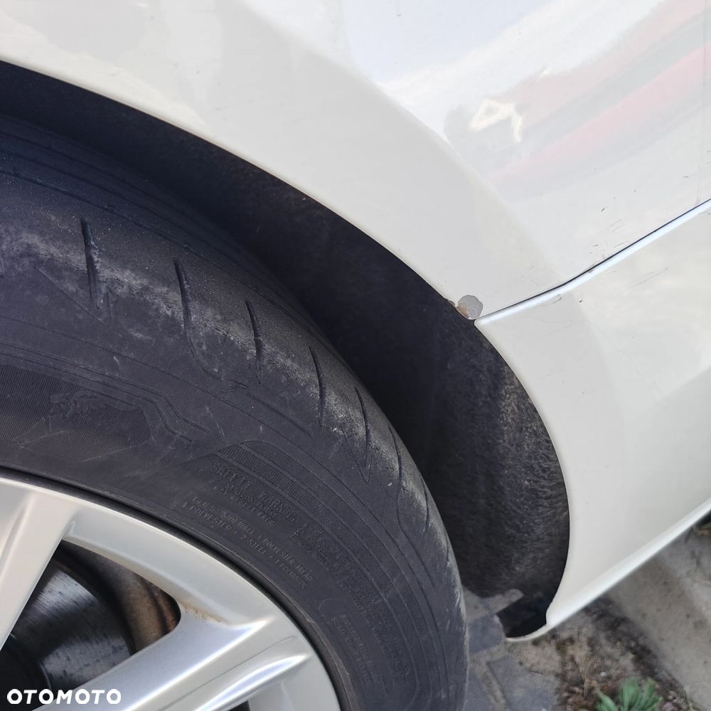 Audi A6 Avant 2.0 TDI - 15