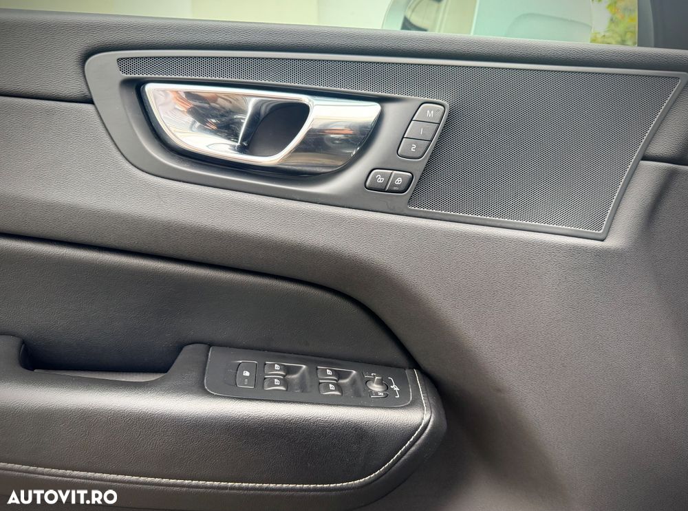Volvo XC 60 B5 D AWD Geartronic RDesign - 15