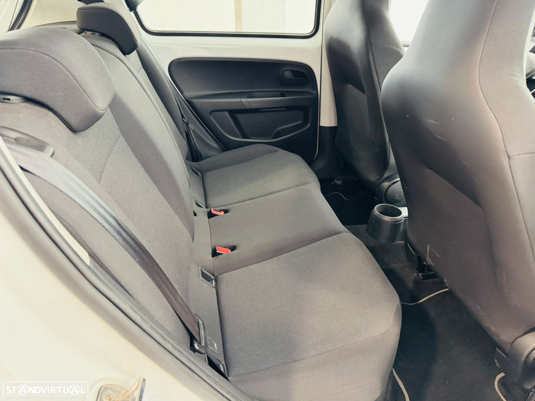 VW e-Up! Confort - 18