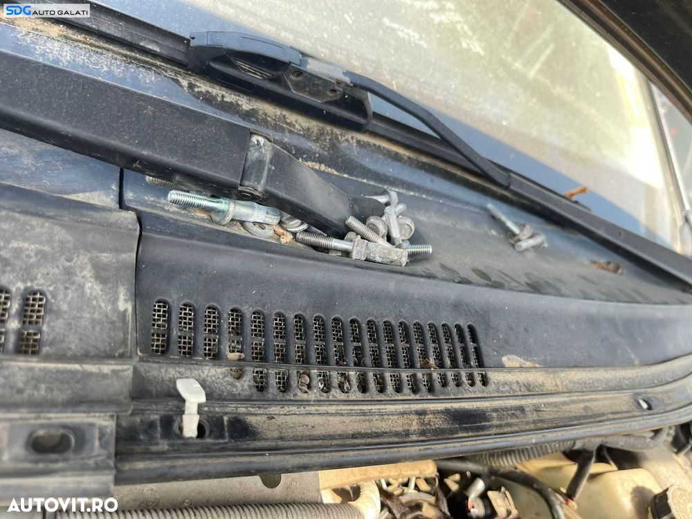 Capac Ornament Plastic Stanga de la Stergatoare Parbriz Toyota Avensis T25 2003 - 2009 [C6249] - 1