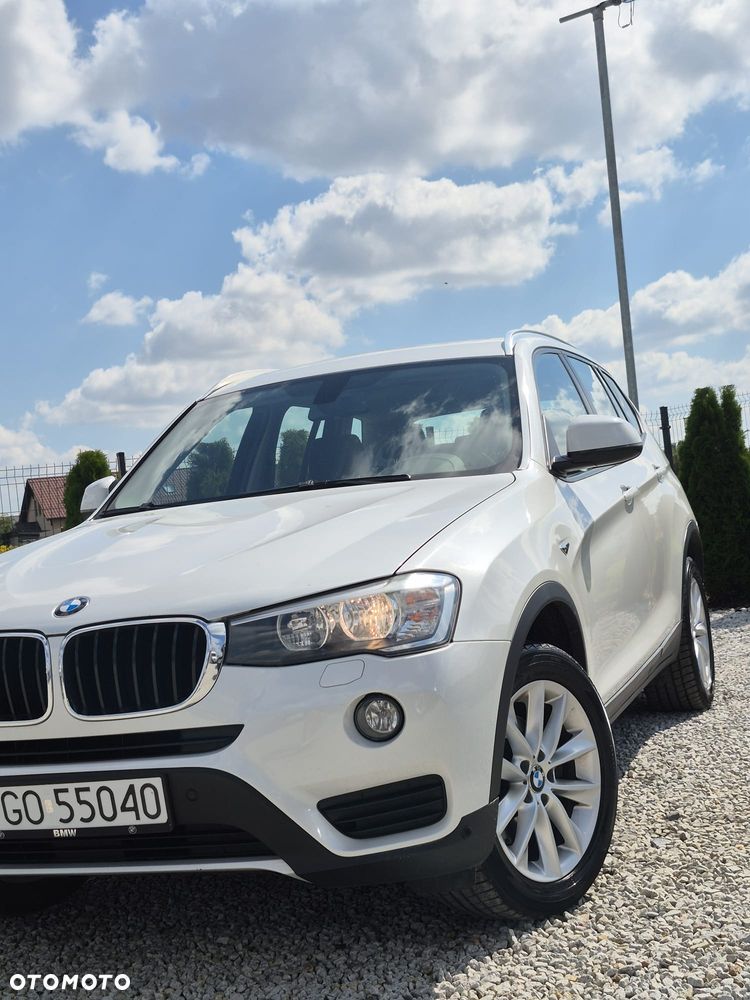 BMW X1 xDrive18d Sport Line - 2